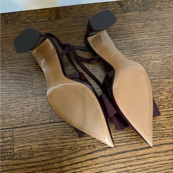 Zara Women's oxblood Pointed Toe Heels - Picture 5 of 5